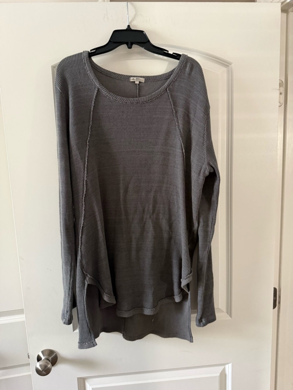 Relaxed Grey Waffle-Knit Long Sleeve Women's Pullover